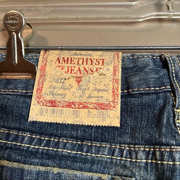 NWT! Amethyst low rise skinny jeans - Picture 8 of 12
